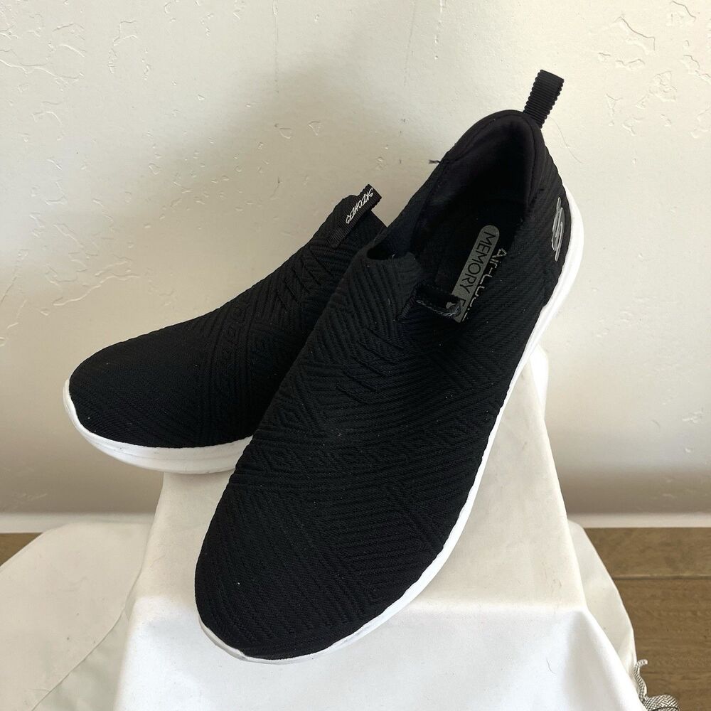 Skechers Ultra Flex Womens 9 Black Knit Slip On Sneakers Memory Foam 56110 BKW